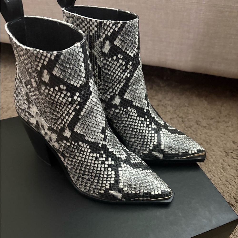 Kenneth Cole New York Black and White Ankle Booties